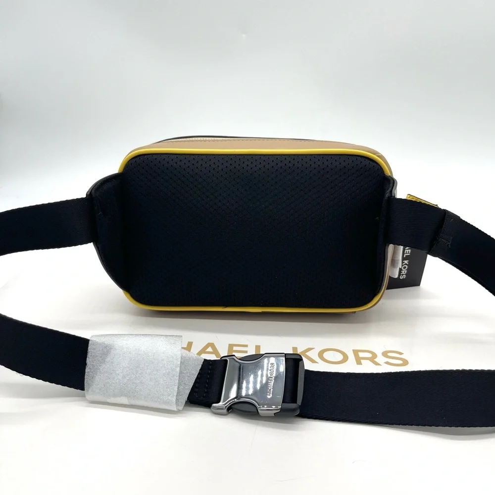 Michael Kors Cooper Double Zip Signature Belt Bag - Picture 7 of 11